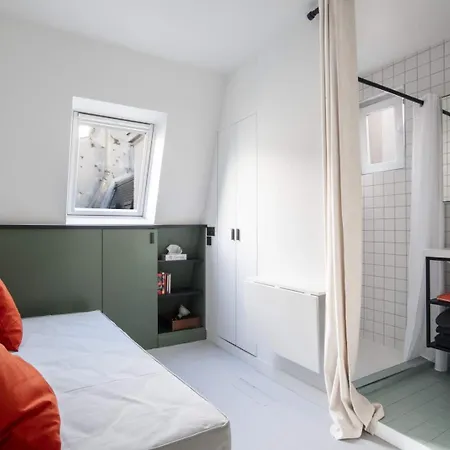 Tiny House In